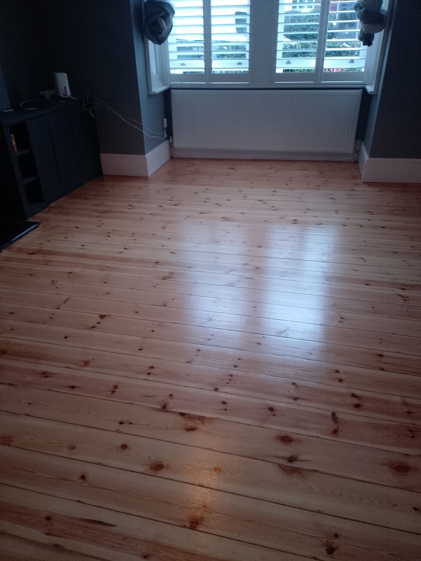 Floor sanding before/after photo 2